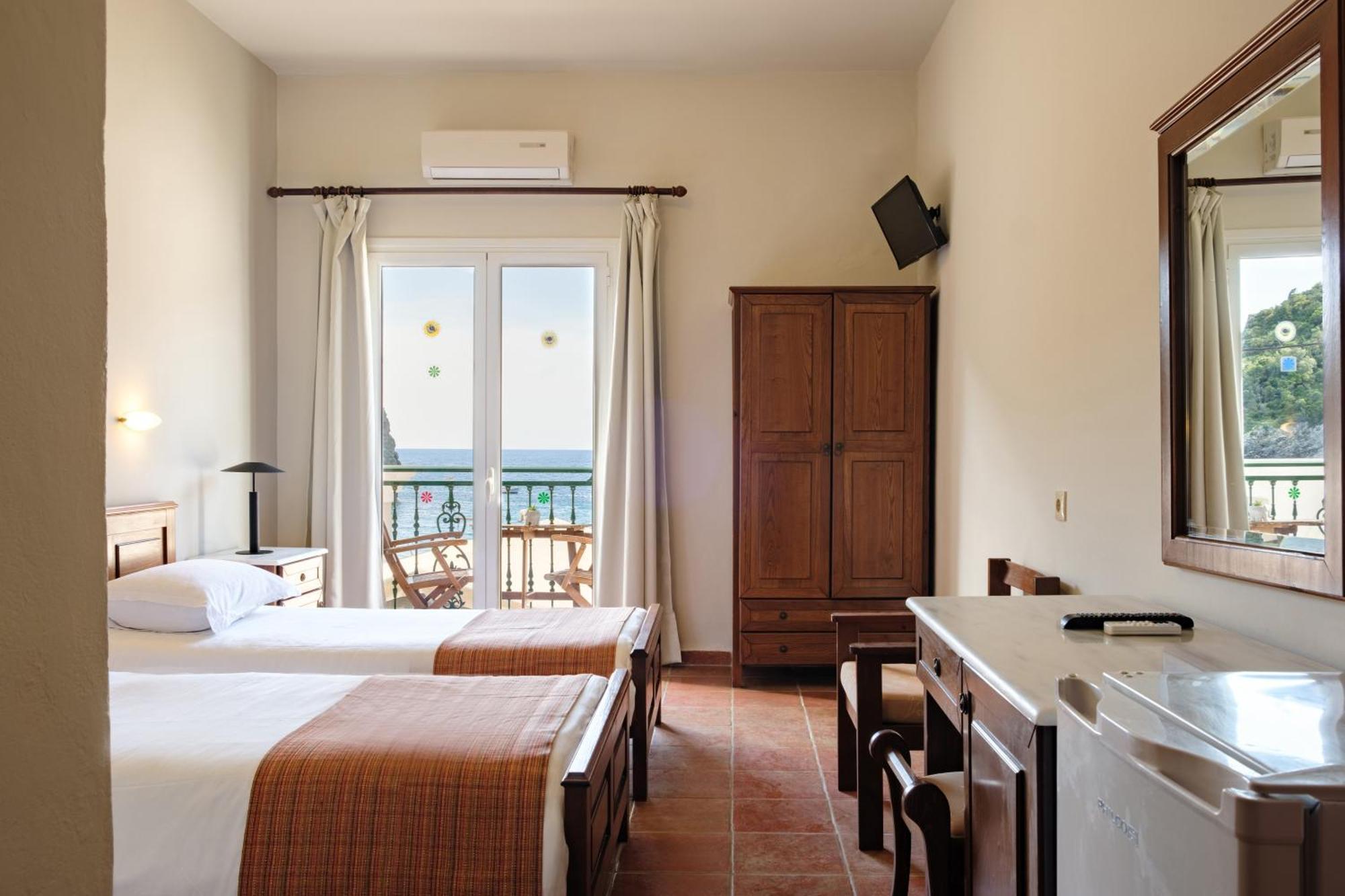 Apollon Hotel 2*